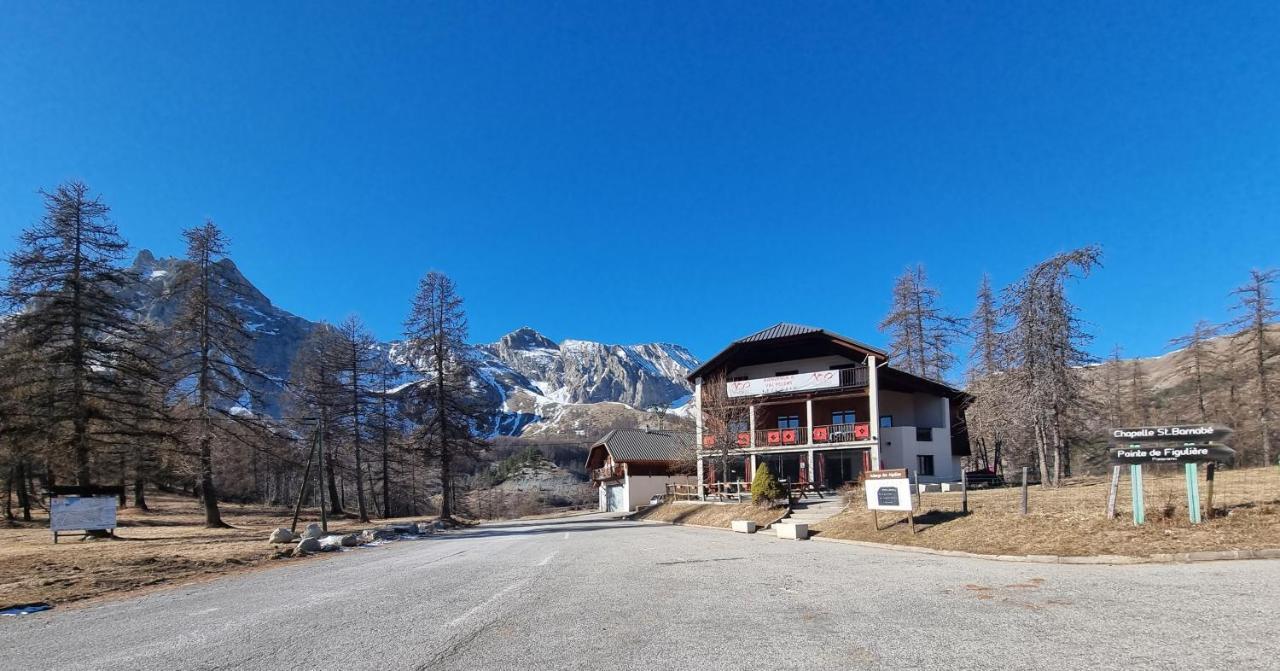 Hotel Auberge Des Aiguilles Entraunes Zewnętrze zdjęcie